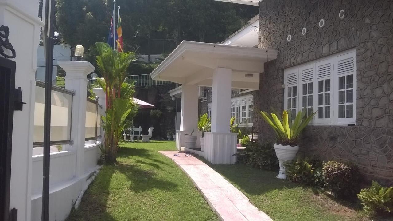 קנדי Anna Shanthi Villa מראה חיצוני תמונה