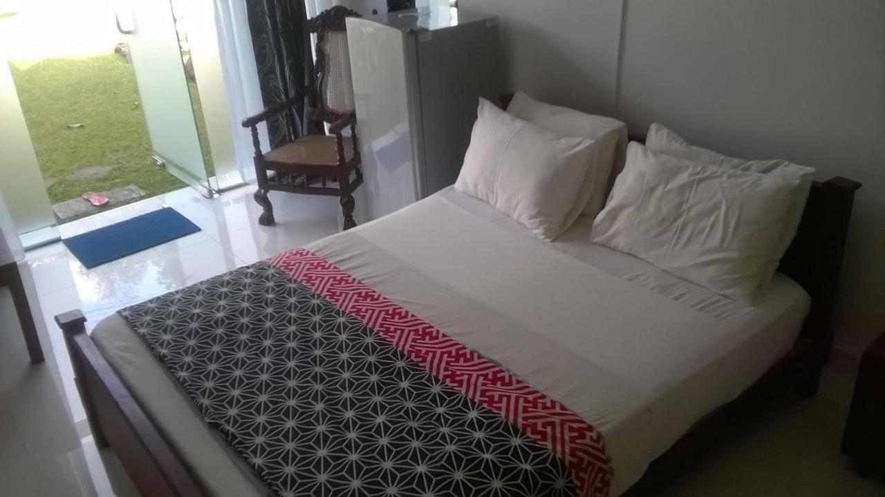 קנדי Anna Shanthi Villa מראה חיצוני תמונה