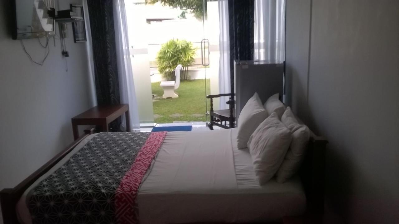 קנדי Anna Shanthi Villa מראה חיצוני תמונה